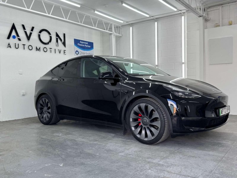 TESLA MODEL Y