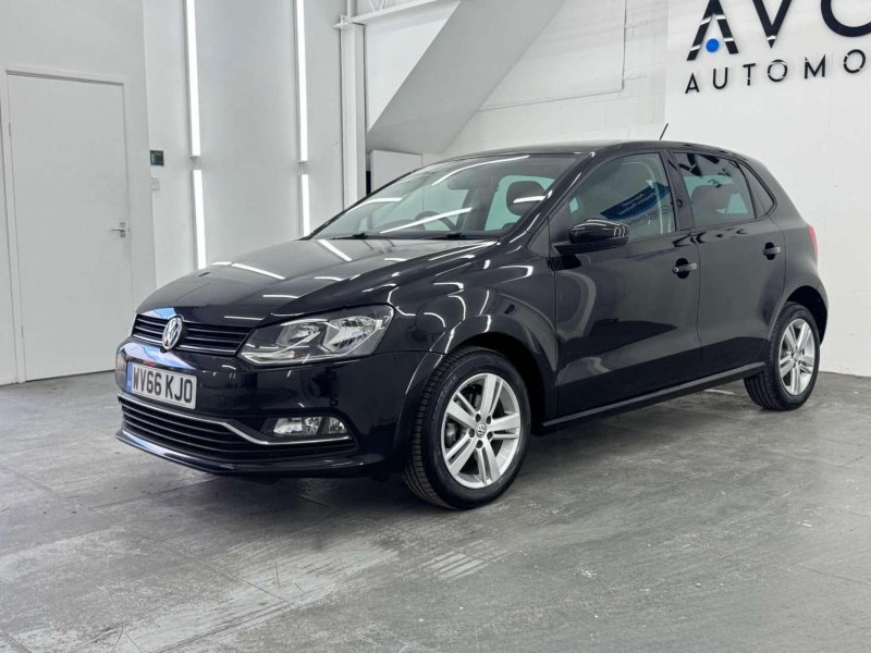 VOLKSWAGEN POLO