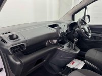 VAUXHALL COMBO