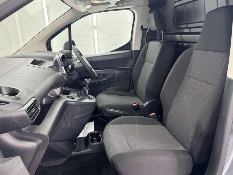 VAUXHALL COMBO