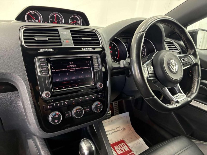 VOLKSWAGEN SCIROCCO